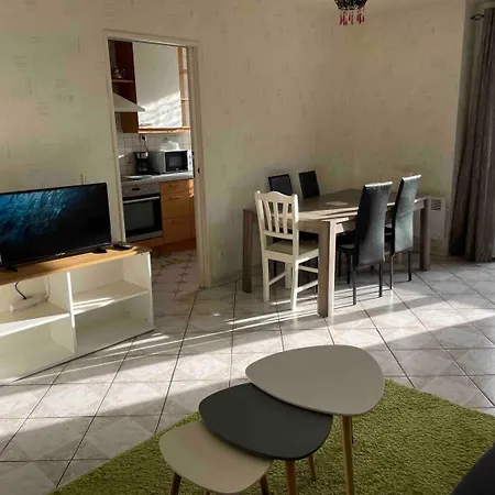 Bel Familial Apartment *